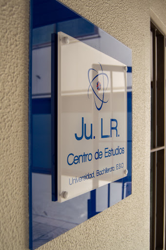 Centro de Estudios Ju. L. R.
