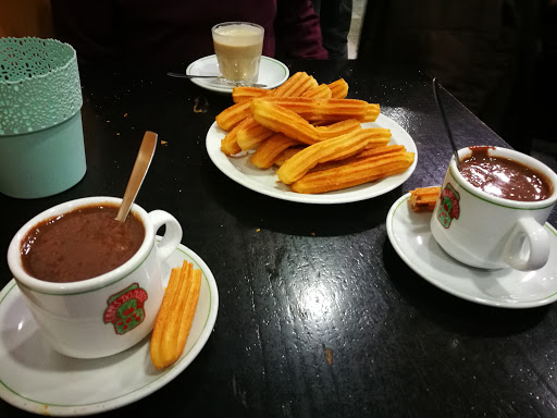 Cafetería Churrería Manolito
